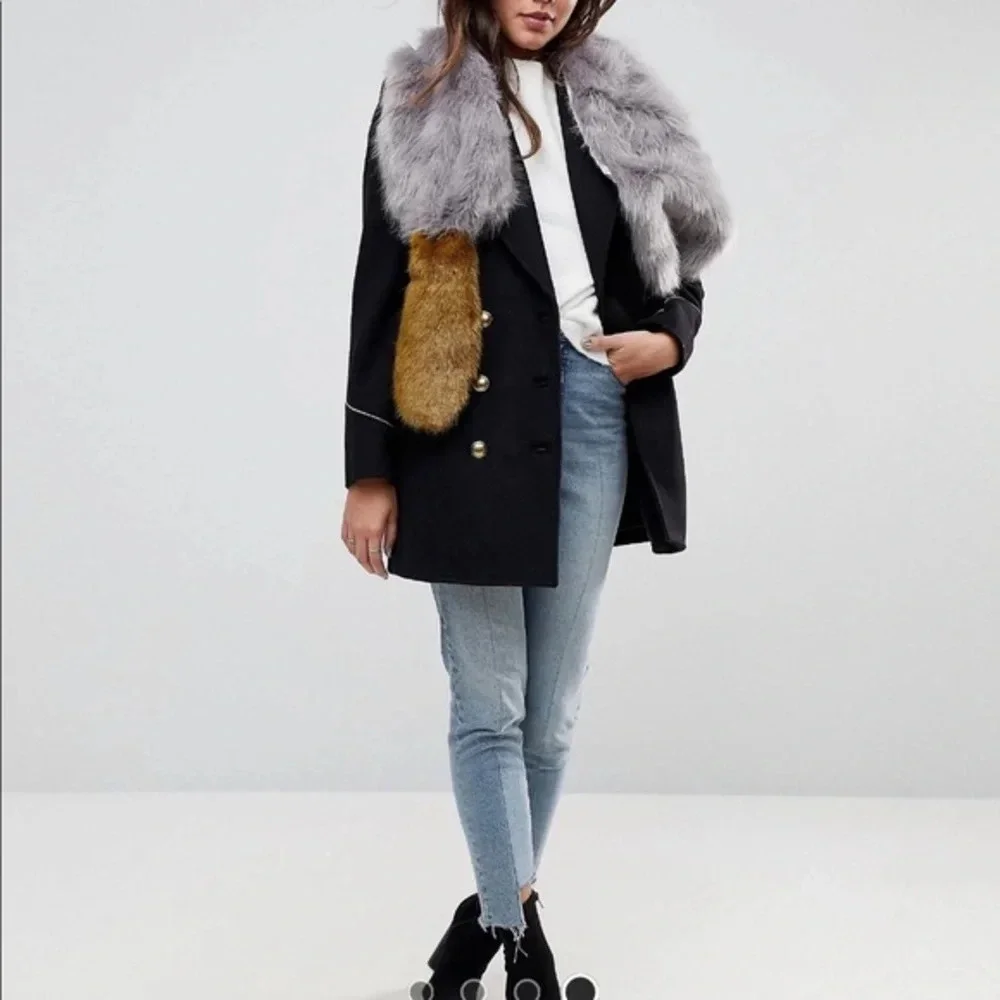 Chic River Island Faux Fur‎ Stole